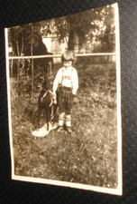 Kleines altes Foto Kind mit