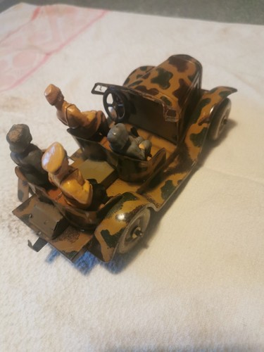 Kubelwagen mit figuren - kubelwagen,