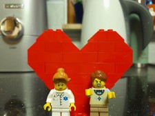 LEGO Herz mit Brautpaar-