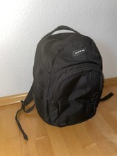 Dakine 10002634 Campus M 25 L 15 Zoll Schulrucksack - Schwarz