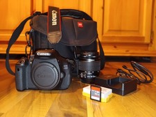 Canon EOS 600D Kamera, EF-S 18-55mm IS II Objektiv, Zubehörpaket
