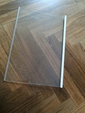 Glasboden aus Liebherr Kühlschrank, Kantenschutz, 48 cm breit, 32,5 cm tief