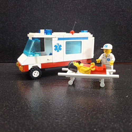 Lego system ambulance 6666 - 6666,