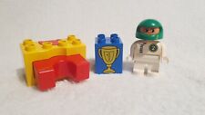 Lego Duplo Rennfahrer , Pokal , Abschuss Katapult , aus Set 2607 (ohne Auto)