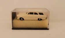 Modellautos 1:87 Ford Taunus 17m Kombi in OVP von Brekina in weiß, Nummer 1903