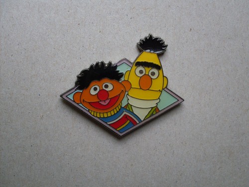 Ernie und bert pin - und,