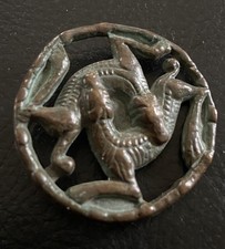 Antike Brosche mit Motiv aus