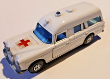 Matchbox ® Mercedes-Benz