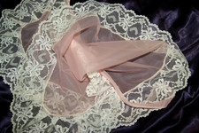 Unendlich zarter feiner Nylon