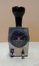 Sehr alter Stempel mit Uhr