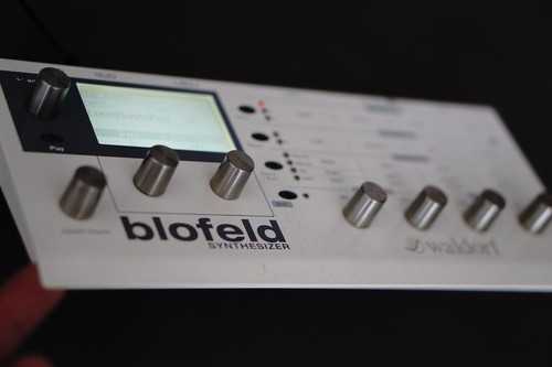 Waldorf blofeld synthesizer - waldorf,