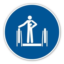 Rolltreppe: Tiere tragen -