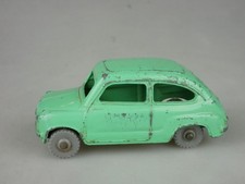Dinky Toys 183 FIAT 600 vintage England Meccano 132589