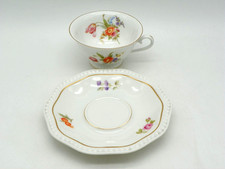 Kaffeetasse mit Untertasse von