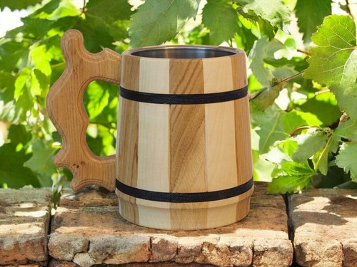 Bierkrug aus holz - bierkrug, –