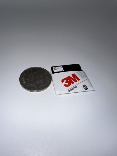 Zuru mini brands - mini, floppy