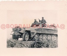 H331 Foto Russland 1941 Wehrmacht Schützenpanzerwagen SdKfz 251 an der Front