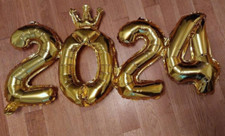 Aufblasbare Jahreszahl 2024 goldfarben zum aufhängen