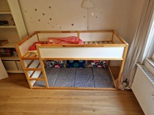 IKEA KURA Kinder Bett umbaufähig, weiß/Kiefer, 90x200 cm