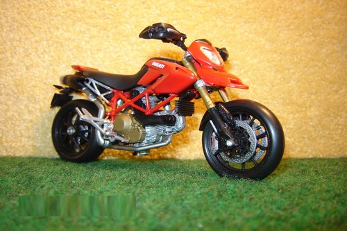 Ducati hypermotard 1100 - hypermotard,