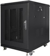 RACK 19 15U 600X800 GELOCHTE