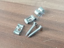 Fender Squier / Mustang  : 2 Saiten - Niederhalter  Chrom gleiche Höhe / 2018