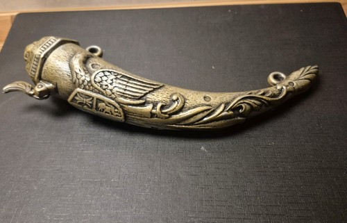 Deko pulverhorn aus metall - aus, –