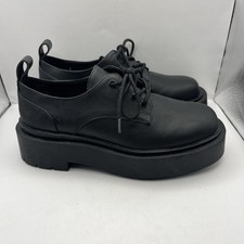 H&M schwarze Plateau Derby