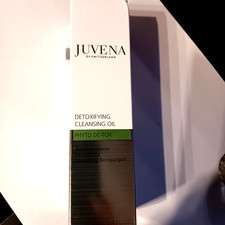 Juvena Detoxifying cleansing