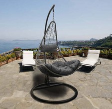 Hängesessel mit Gestell