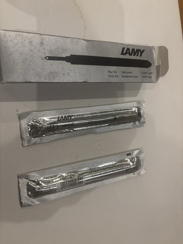Zwei lamy schwarz m66 - zwei,
