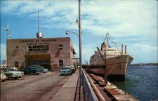 Venezuela Postcard ~1960/70 La Guaira Terminal de Pasajeros Schiffs-Terminel