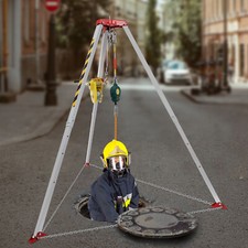 Confined space tripod - confined,