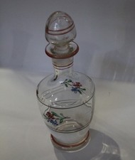 Antike Glaskaraffe mit