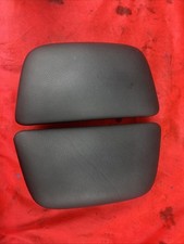 2 Schwarze Leder Polster