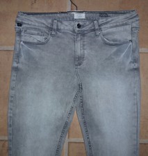 QS by s.Oliver Jeans CATIE slim fit grau Gr. 38 = Gr. 29 L32
