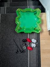 Beyblade Burst Komplettset - Arena, Beyblades (Belfyre, Valtryek) - Spielbereit!