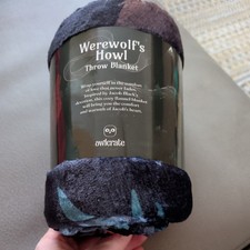 Owlcrate Twilight Decke