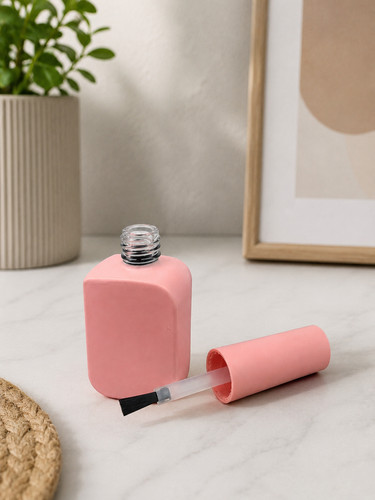 Leere nagellackflasche 10 - leere,