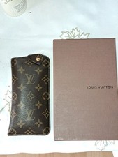 Louis Vuitton Brillenetui