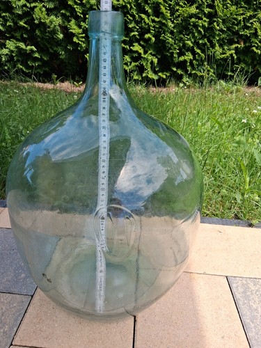 Antiker wein ballon gärballon - wein,