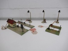 Kibri Bravo Schranken mit und ohne Diensthaus aus Blech