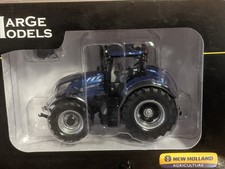 Marge Models New Holland