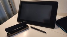 Wacom Cintiq 13HD Creative Pen Display Grafiktablet mit Display, Stand und Pen