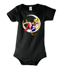 Youth Designz Baby Strampler Sailormoon Print Body Fun Spruch Lustig Anime Manga