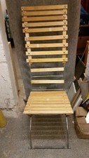 Klappstuhl aus Metall und Holz, gebraucht