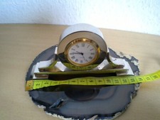 Kleine Tischuhr (p293)