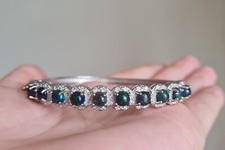 Schwarzer Opal Armreif