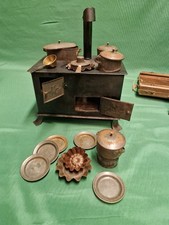 Rarität: Alter großer Puppenherd mit allen Töpfen