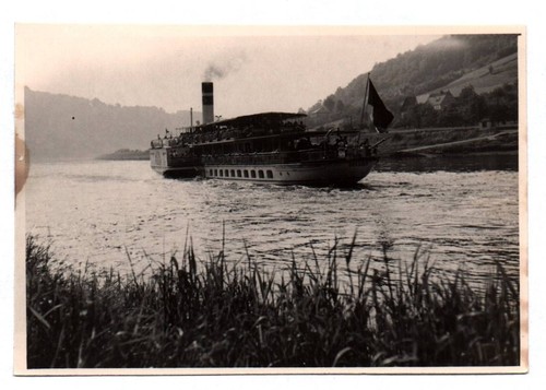 Foto dampfer auf elbe mit - foto,